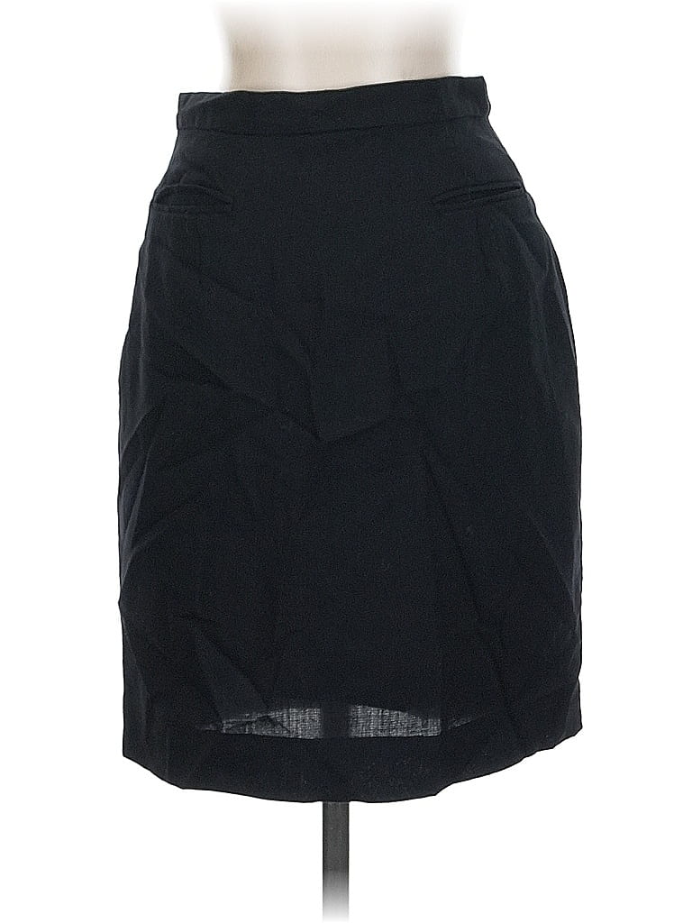Click to view more detailed imagery on our partner's website Pre-owned Banana Republic Wool Skirt In Black