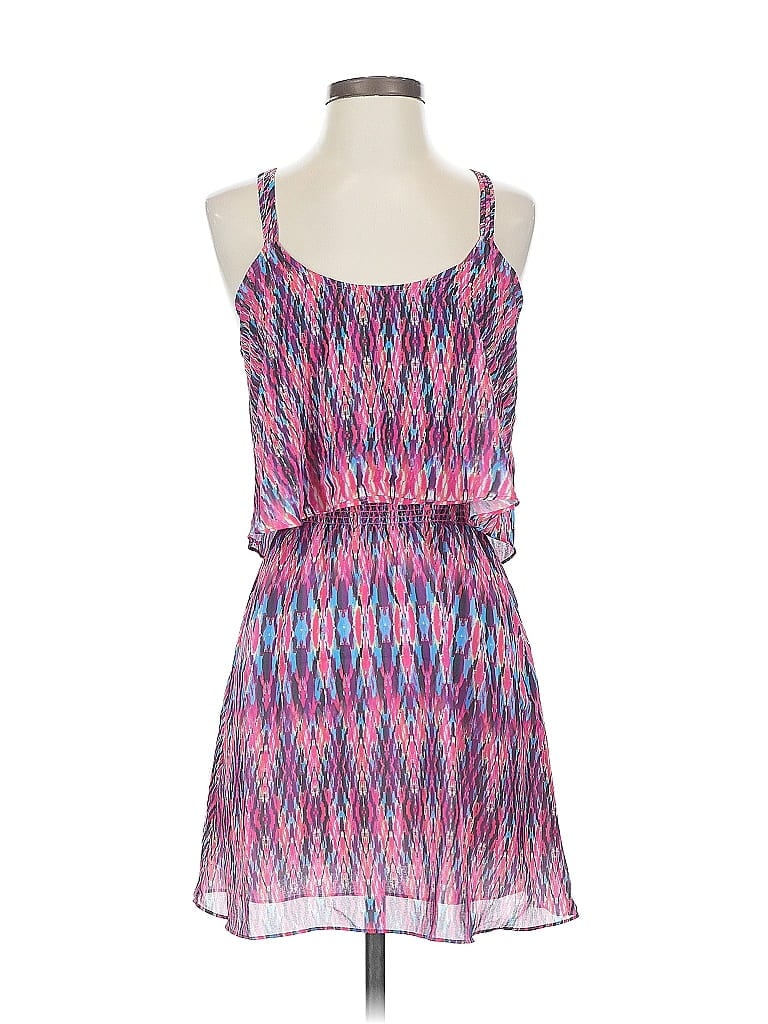 Click to view more detailed imagery on our partner's website Pre-owned Aéropostale Casual Dress In Pink