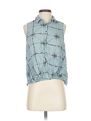 Rock & Republic Sleeveless Button-Down Shirt (view 1)