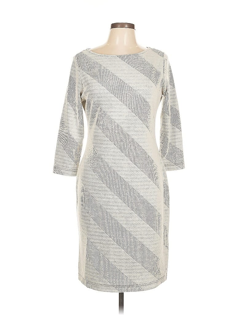 Click to view more detailed imagery on our partner's website Pre-owned Sharagano Casual Dress In Gray