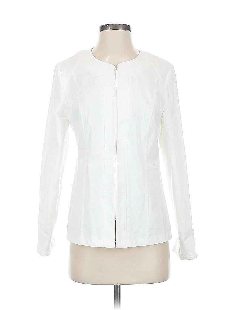 Click to view more detailed imagery on our partner's website Pre-owned Chico's Jacket In White