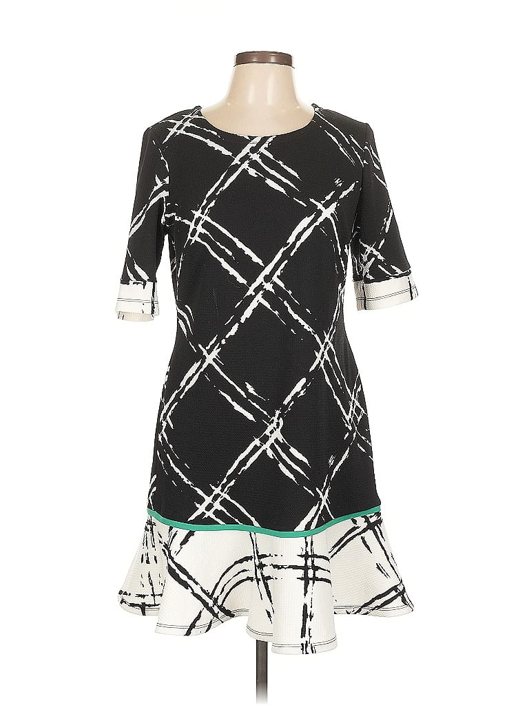 Click to view more detailed imagery on our partner's website Pre-owned Signature By Robbie Bee Casual Dress In Black
