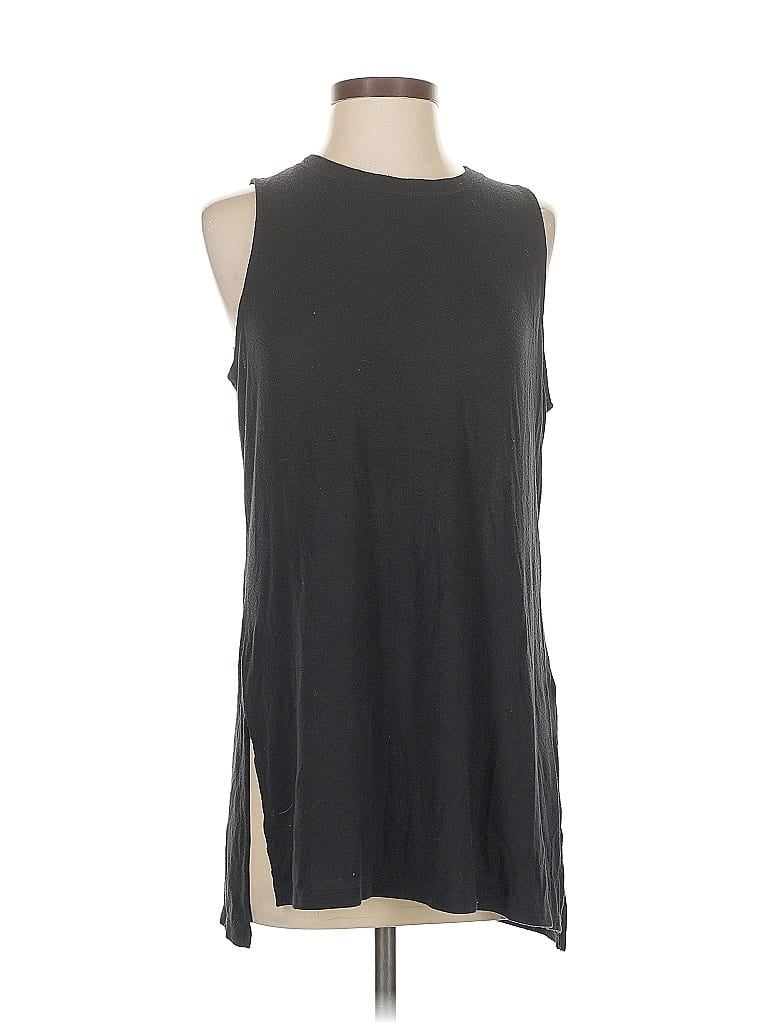 Pre-owned Athleta Sleeveless T-shirt In Black