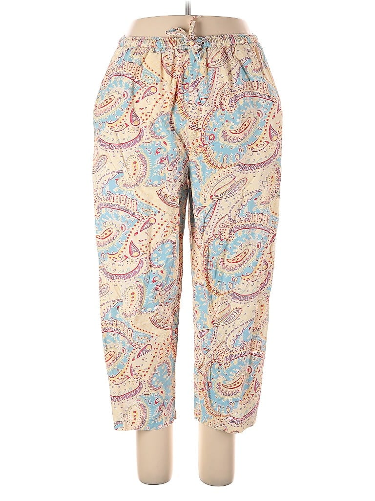 Click to view more detailed imagery on our partner's website Pre-owned Robert Louis Casual Pants In White