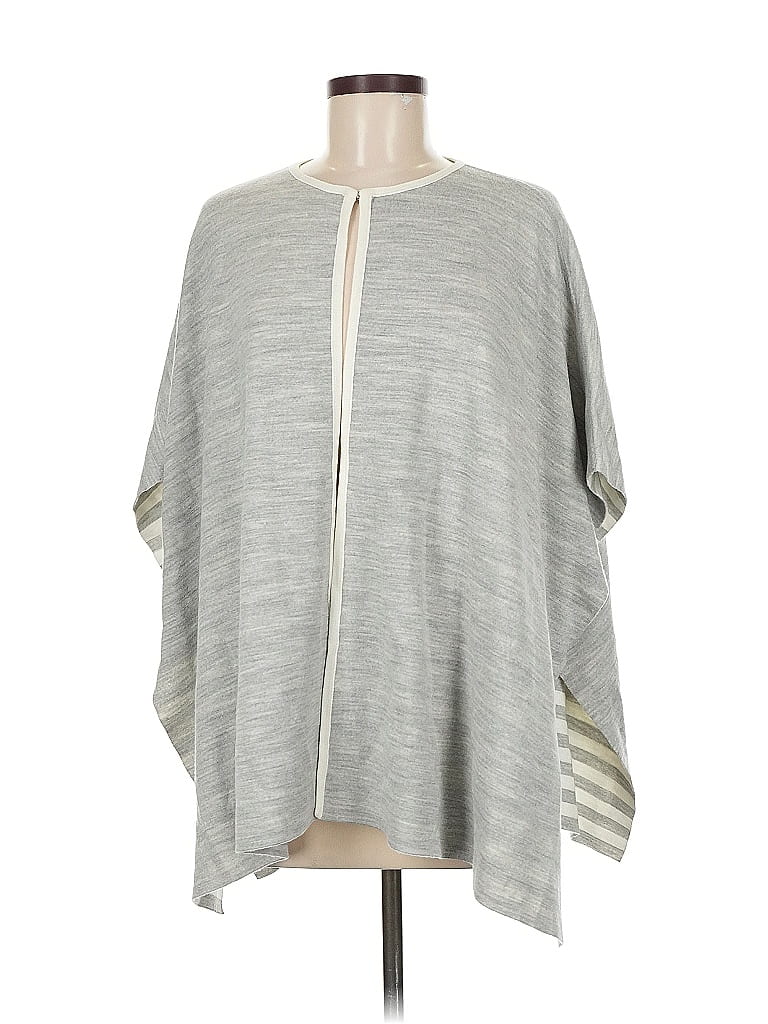 Pre-owned St John Poncho In Gray