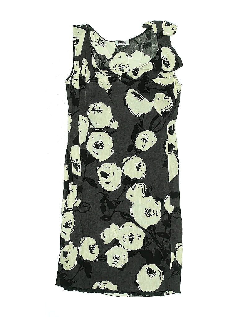 Click to view more detailed imagery on our partner's website Pre-owned Moschino Cheap And Chic Casual Dress In Gray