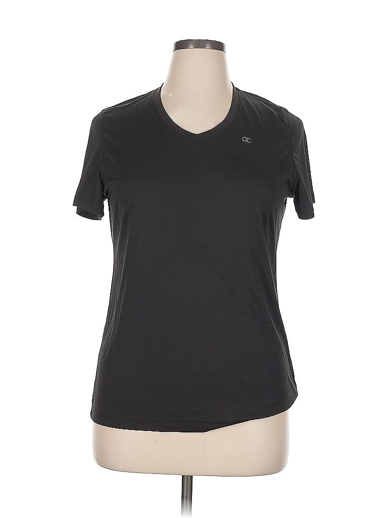 Click to view more detailed imagery on our partner's website Pre-owned Champion Active T-shirt In Gray