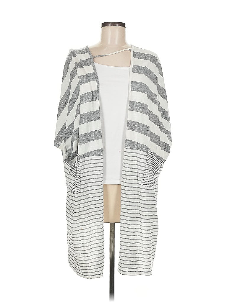 Click to view more detailed imagery on our partner's website Pre-owned By Together Kimono In Gray