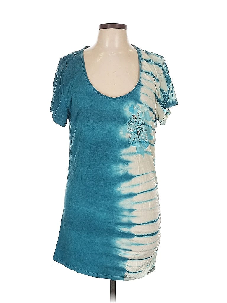 Click to view more detailed imagery on our partner's website Pre-owned Earth Yoga Short Sleeve T-shirt In Blue
