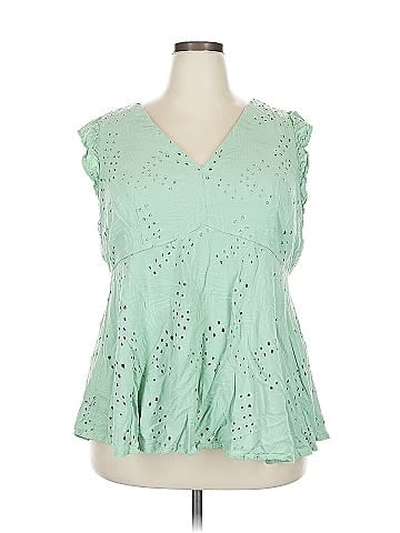 Torrid Sleeveless Blouse (view 1)