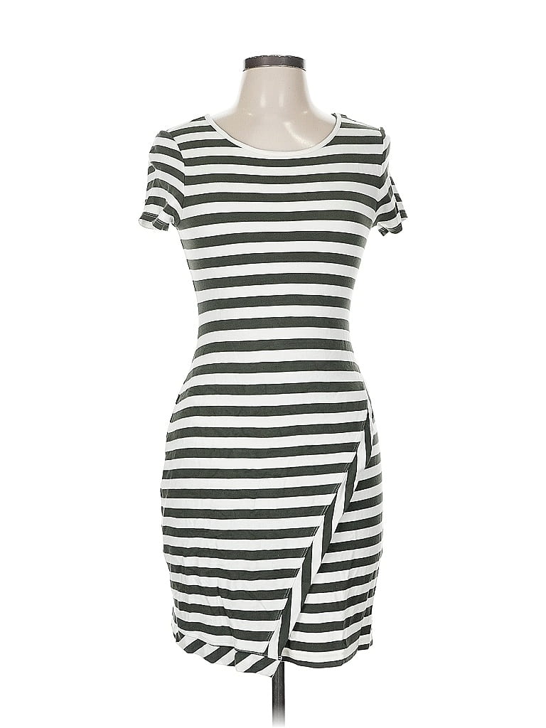 Pre-owned Market & Spruce Casual Dress In Green