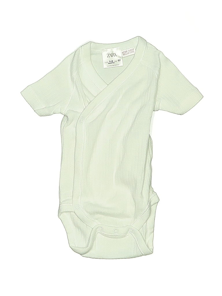Click to view more detailed imagery on our partner's website Pre-owned Zara Baby Babies' Short Sleeve Onesie In Green