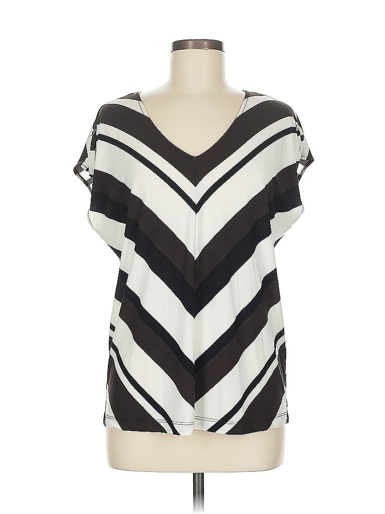 Click to view more detailed imagery on our partner's website Pre-owned Chico's Short Sleeve T-shirt In Black