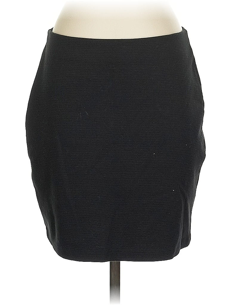 Pre-owned Old Navy Formal Skirt In Black
