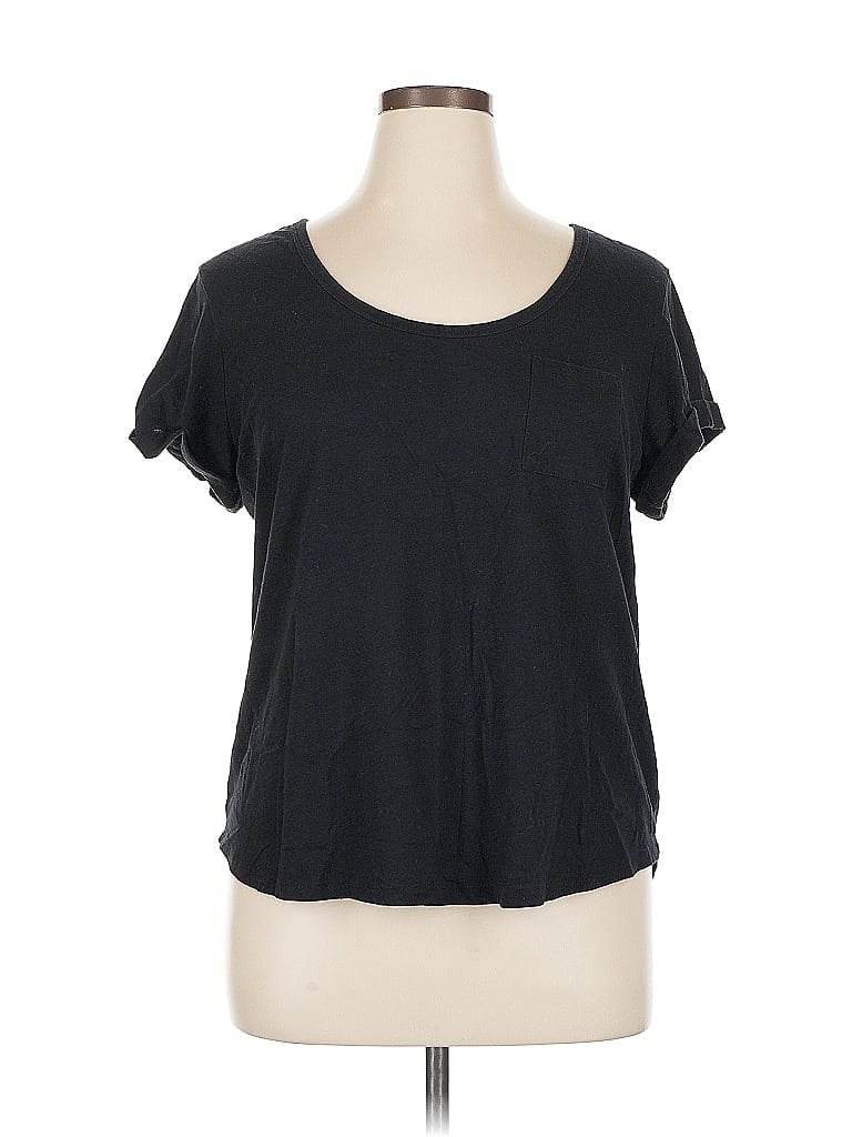 Pre-owned A.n.a. A New Approach Short Sleeve T-shirt In Black