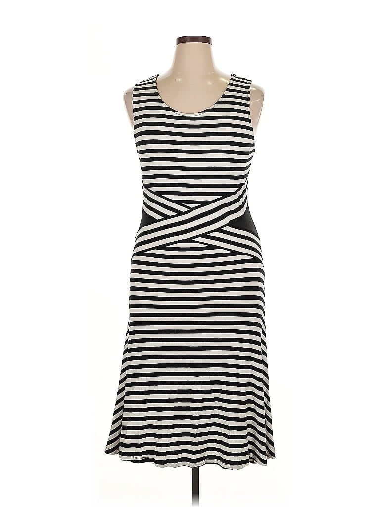 Pre-owned Mossimo Casual Dress In Black