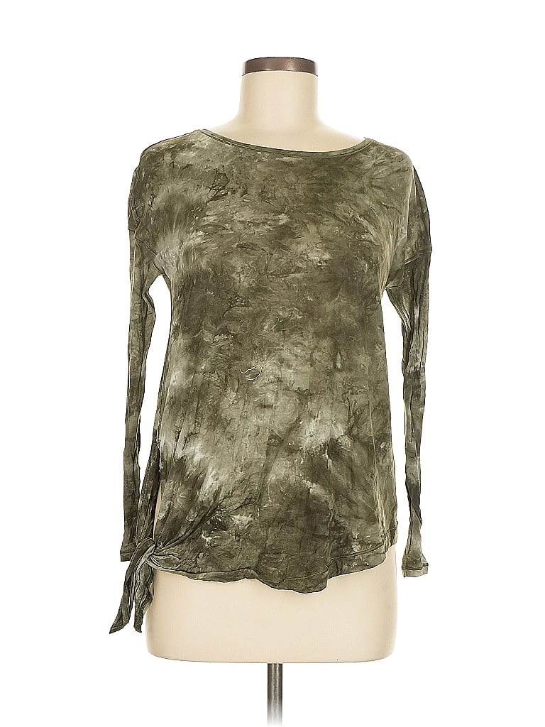 Click to view more detailed imagery on our partner's website Pre-owned Lululemon Athletica 3/4 Sleeve T-shirt In Blue