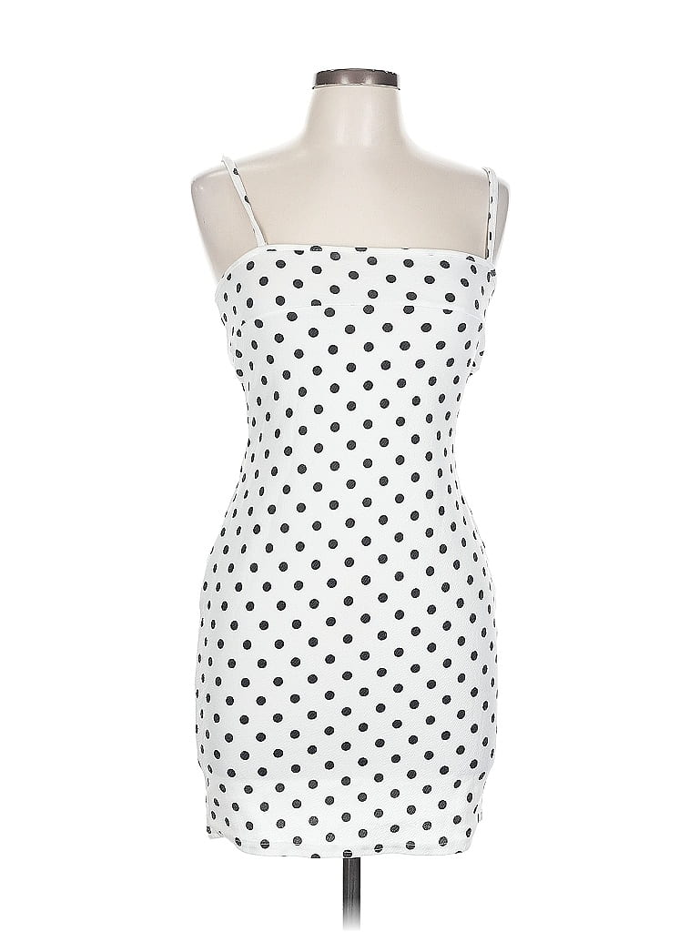 Click to view more detailed imagery on our partner's website Pre-owned Daisy Street Cocktail Dress In White