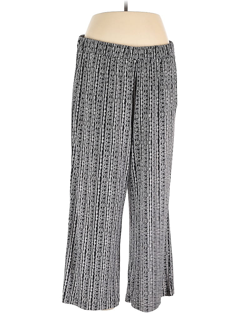 Click to view more detailed imagery on our partner's website Pre-owned Rafaella Casual Pants In Silver