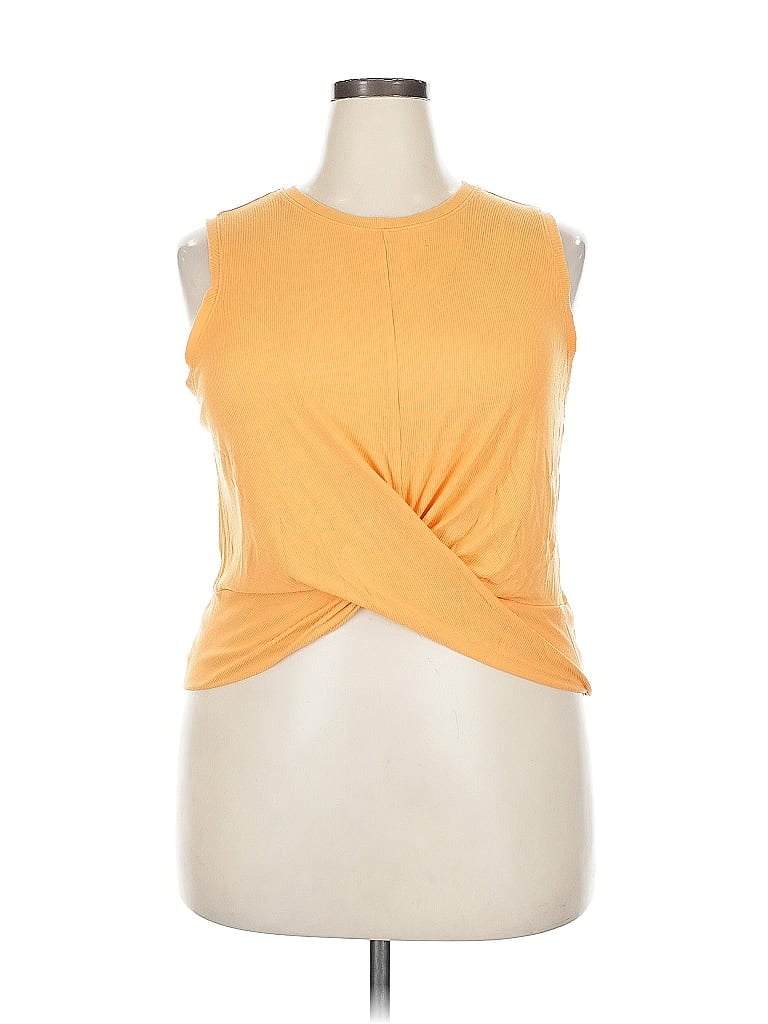Pre-owned All In Motion Sleeveless T-shirt In Yellow