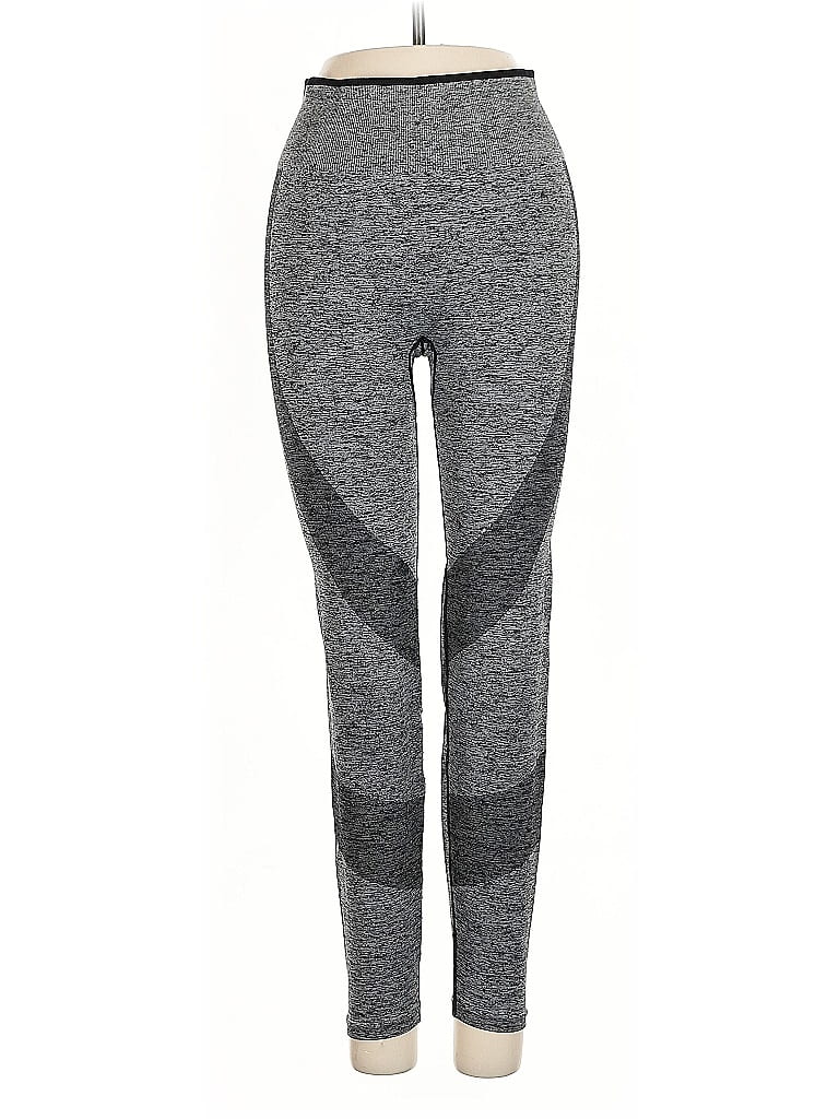 Pre-owned Victoria's Secret Pink Leggings In Gray