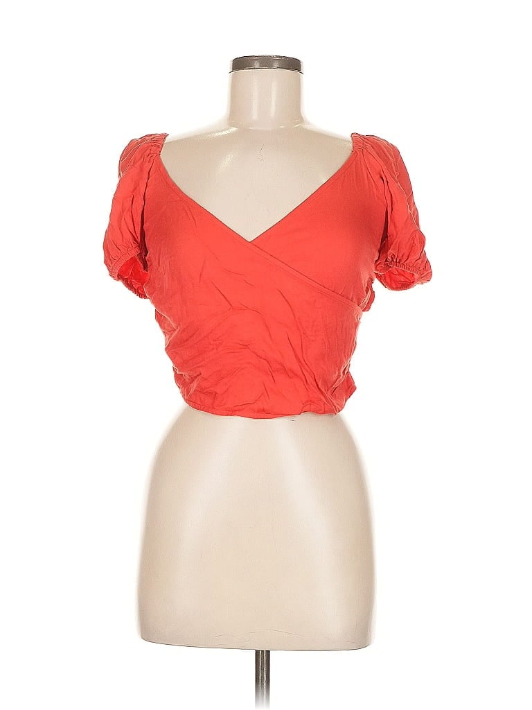 Click to view more detailed imagery on our partner's website Pre-owned Urban Outfitters Short Sleeve Top Orange Sweetheart Neckline Tops