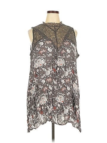 Torrid Sleeveless Blouse (view 1)