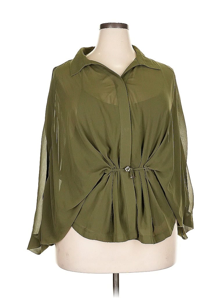 Click to view more detailed imagery on our partner's website Pre-owned Chico's 3/4 Sleeve Blouse In Green