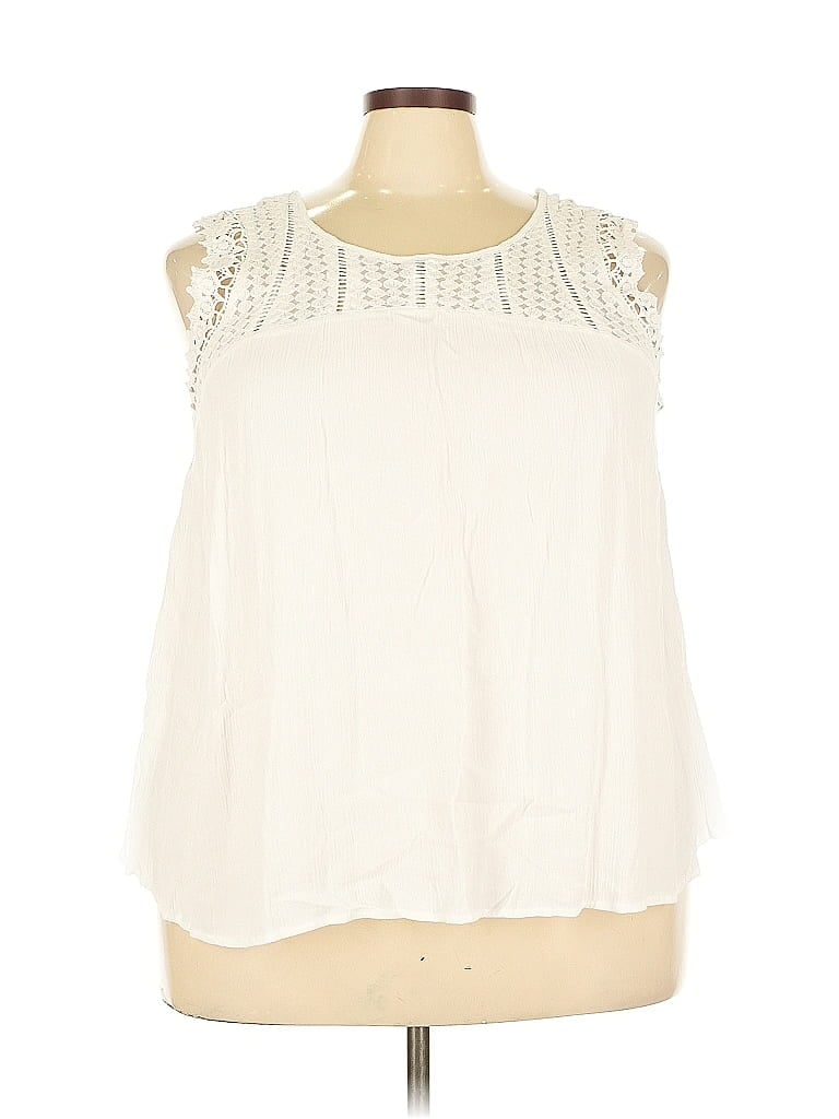 Pre-owned Lane Bryant Sleeveless Blouse In White