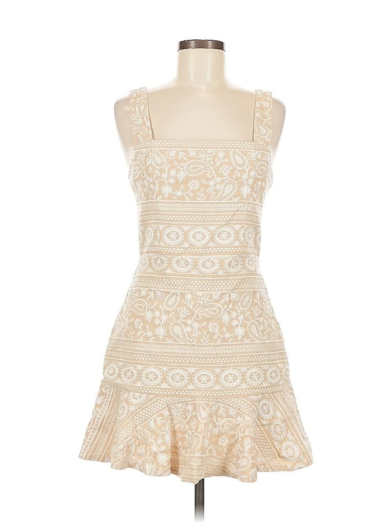 Click to view more detailed imagery on our partner's website Pre-owned Alice And Olivia Alice + Olivia Cocktail Dress In White