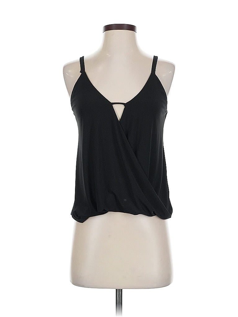 Pre-owned Lulus Tank Top Black Halter Neckline Tops