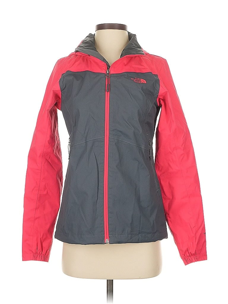 Click to view more detailed imagery on our partner's website Pre-owned The North Face Jacket In Red