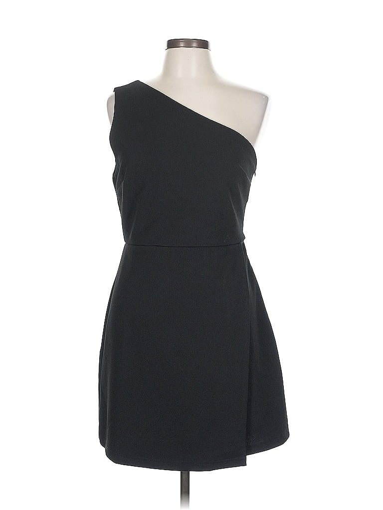 She + Sky Cocktail Dress In Black