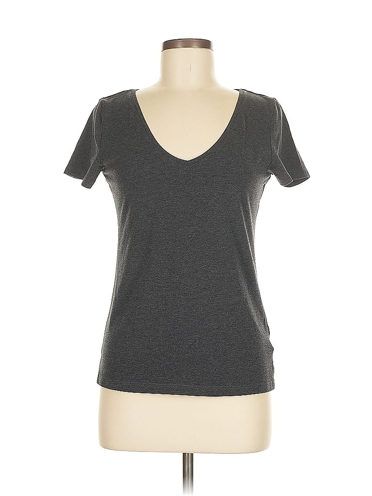 Pre-owned Basics Short Sleeve Top Gray V Neck Tops