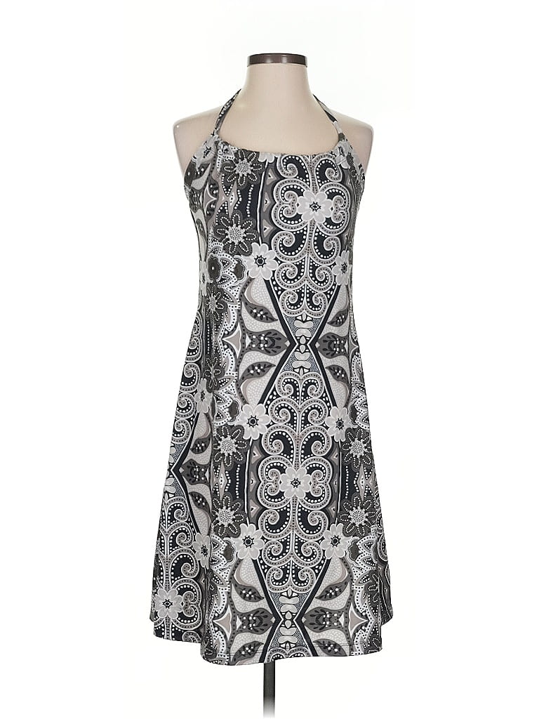 Click to view more detailed imagery on our partner's website Pre-owned Prana Casual Dress In Gray
