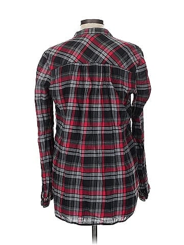 Max Studio Long Sleeve Button-Down Shirt (view 2)