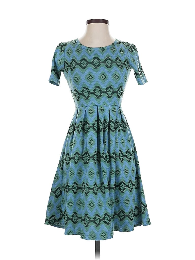 Pre-owned Lularoe Casual Dress In Green