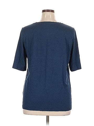 Chico's Short Sleeve T-Shirt (view 2)
