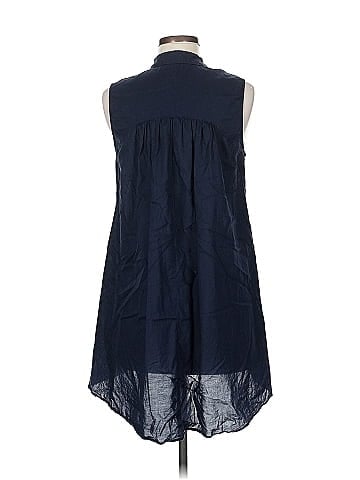 HD in Paris Sleeveless Button-Down Shirt (view 2)