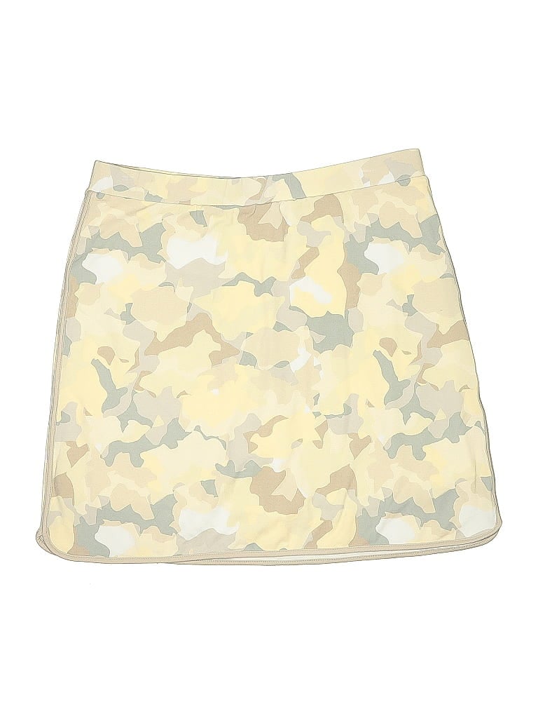Click to view more detailed imagery on our partner's website Pre-owned Isaac Mizrahi Live Skort In White