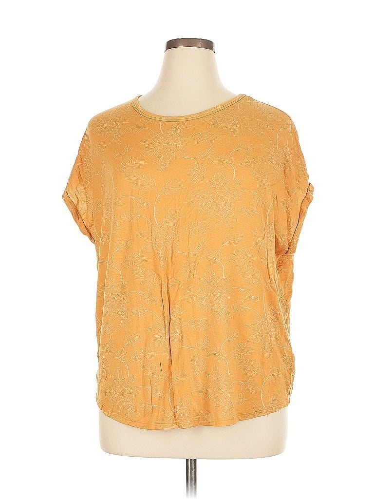 Pre-owned Buffalo By David Bitton Short Sleeve Top Yellow Scoop Neck Tops