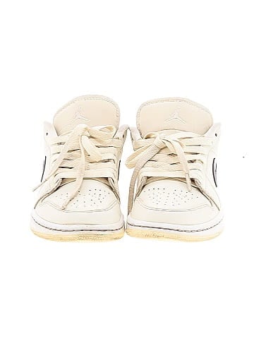 Nike Sneakers (view 2)