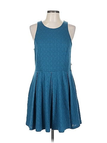 Jessica Simpson Casual Dress (view 1)