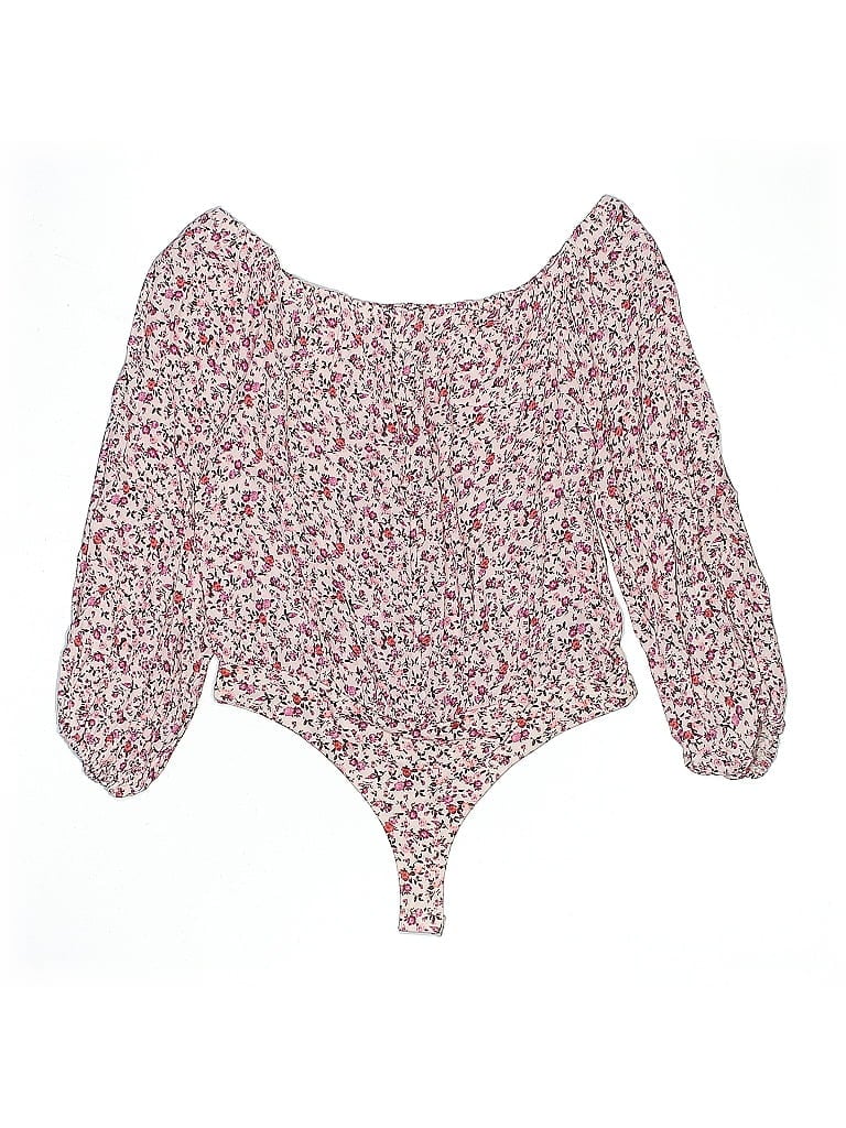 Click to view more detailed imagery on our partner's website Pre-owned Afrm 3/4 Sleeve Blouse In Pink