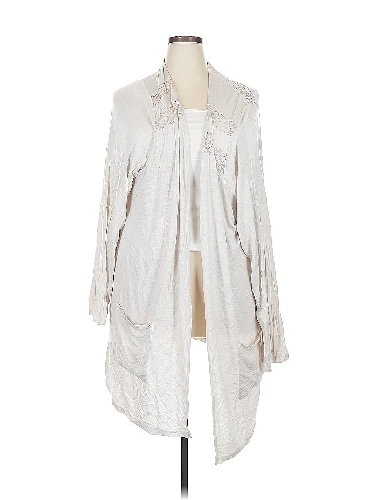 Pre-owned Torrid Kimono In Silver