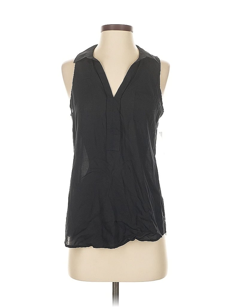 Old Navy Sleeveless Blouse In Black