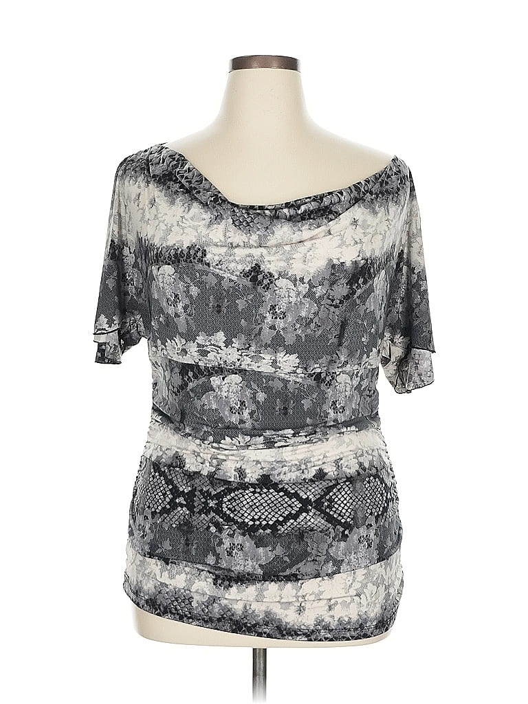 Pre-owned Agb Short Sleeve Top Gray Scoop Neck Tops