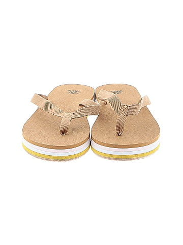 Wild Fable Flip Flops (view 2)