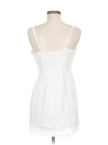 Urban Outfitters Casual Dress (view 2)