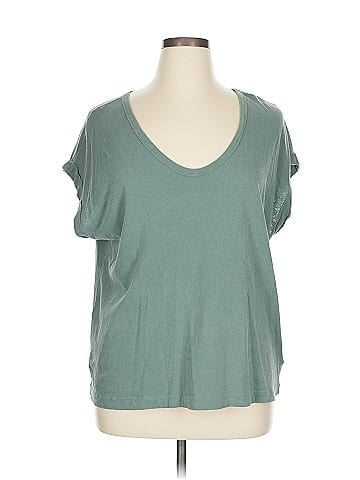 Gap Short Sleeve T-Shirt (view 1)